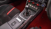 Interior dan head-unit Toyota GR 86 tampil mewah dan sporty Foto: Toyota Motor Corporation