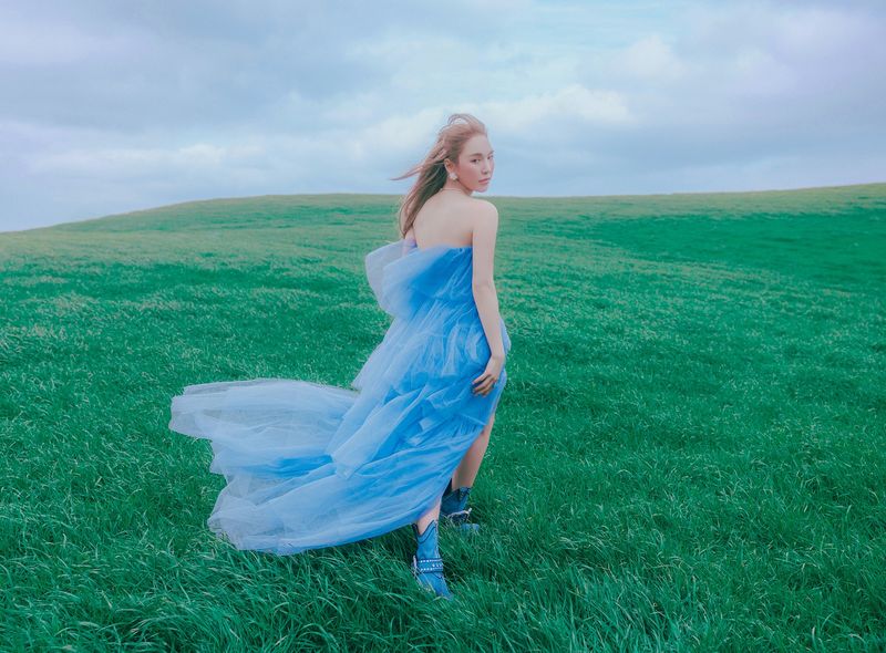 Teaser foto debut solo Wendy Red Velvet dengan album Like Water.