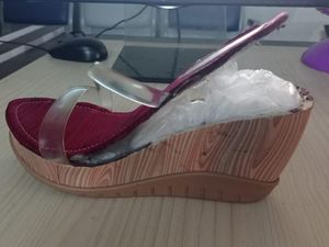 Simpan Sabu 1,3 Kg dalam Sepatu, 2 Wanita Ditangkap di Bandara Kualanamu