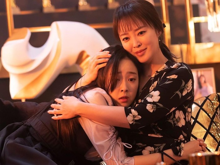 5 Teka-teki The Penthouse 2 yang Mungkin Terjawab di Season 3 5 Teka-teki The Penthouse 2 yang Mungkin Terjawab di Season 3