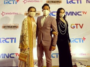 Gaya Kondangan Ayu Ting Ting di Pernikahan Aurel Hermansyah Curi Atensi
