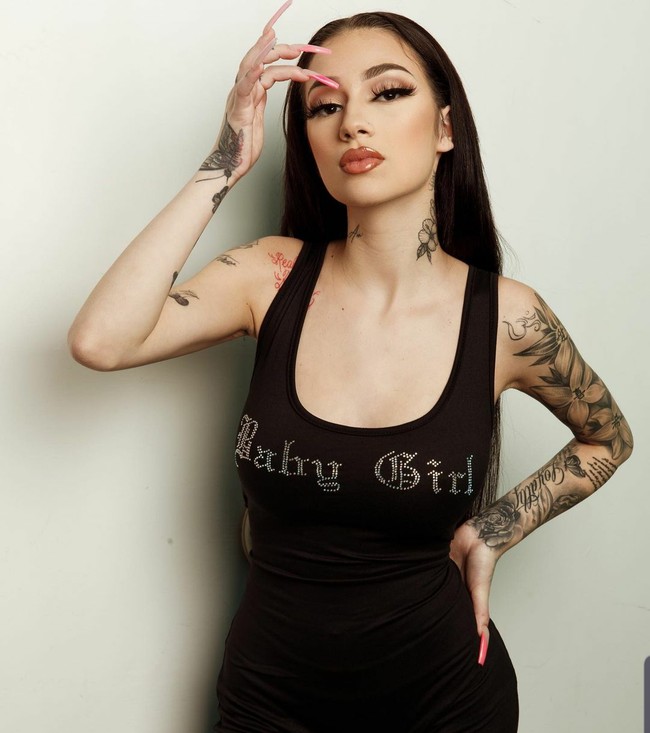 Tidak disangka, hanya dalam waktu enam jam setelah bergabung, Bhad Bhabie langsung mendapatkan banyak uang. Bhad mengaku mendapatkan uang lebih dari US$ 1 juta atau sekitar Rp 14,5 miliar hanya dalam waktu enam jam. Foto: Dok. Instagram/@bhadbhabie