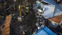 Sebagai informasi, ada sejumlah wilayah di Nusa Tenggara Timur (NTT) yang terdampak paling parah bencana banjir bandang dan tanah longsor. Sejumlah wilayah itu yakni Pulau Adonara, Flores Timur dan Kabupaten Lembata.