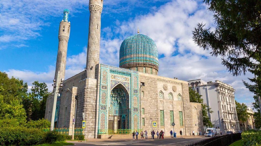 50 Masjid Terindah di Dunia, Traveler Sudah ke Mana Saja? (Bagian 4)