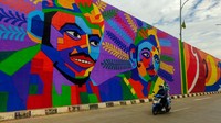Terdapat mural rumah adat, tari tradisional, ondel-ondel, sampai lukisan Walkot Tangsel Airin Rachmi Diany. (Foto: Andhika Prasetia/detikcom)