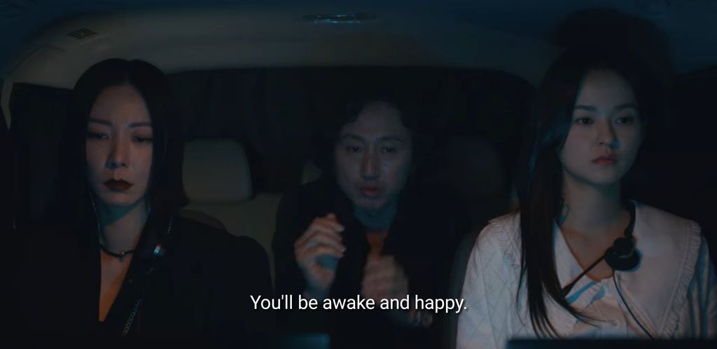 Permen Kopiko dalam Drama Korea Vincenzo di Episode 14.