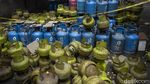 Polisi Bongkar Ribuan Tabung Gas Oplosan di Jakbar