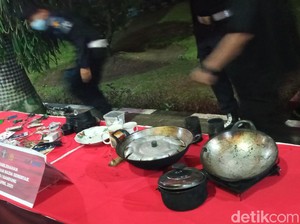 Razia Sel Napi Rutan Bandung, Petugas Sita Kompor dan Kartu Gaple