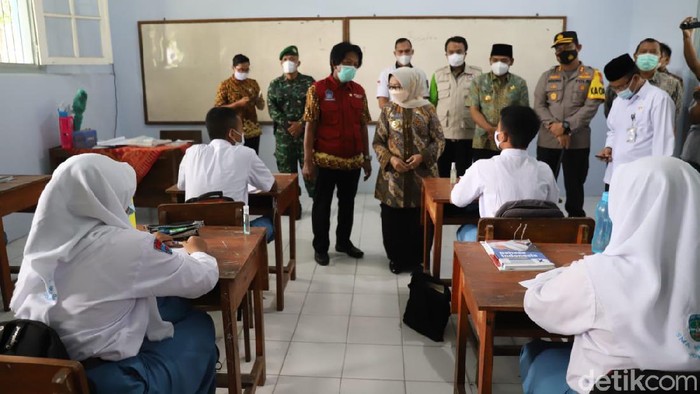 sekolah tatap muka di jombang