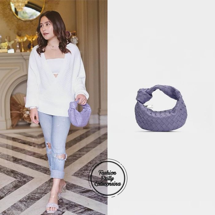 Prilly Latuconsina menggunakan tas Bottega Veneta