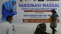 Layanan vaksinasi ini merupakan hasil kerja sama dengan Pemerintah Kota Bogor melalui Dinas Kesehatan Kota Bogor dan Dinas Pendidikan Kota Bogor dengan dukungan tenaga medis vaksinasi dari RS Siloam Hospitals Bogor, 2 Rumah Sakit lainnya dan juga 3 (tiga) Puskesmas Kota Bogor. Hingga saat ini telah ada 22 mal yang dikelola LMI menyelenggarakan layanan vaksinasi dan 12 mal diantaranya di miliki oleh LMIRT (“Lippo Malls Indonesia Retail Trust”)