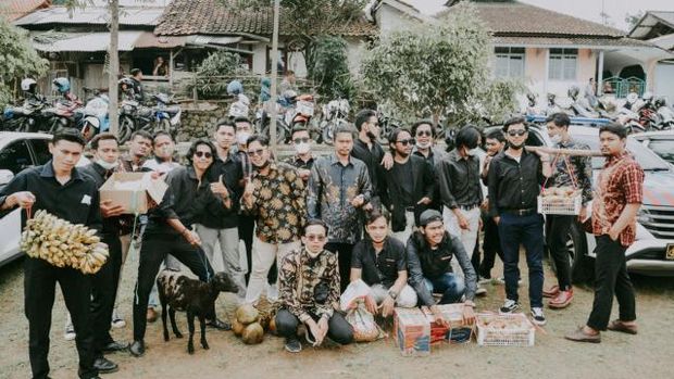 Viral seserahan anti mainstream untuk pengantin.