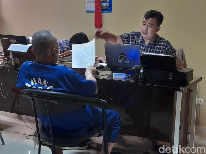 Abdul Kodir, pelaku pencabulan bocah difabel dibekuk polisi di Brebes, Rabu (7/4/2021).