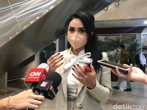 Jawab Cibiran Netizen, KD Minta Kondangan Jokowi ke Atta-Aurel Disikapi Positif