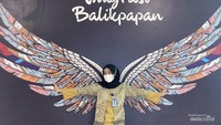 Mural berbentuk sayap