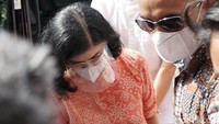 Hotma Sitompul sebelumnya mengisyaratkan Desiree ada hubungan dengan pria lain. Desiree Tarigan tak terima. (Foto: Palevi/detikcom) 