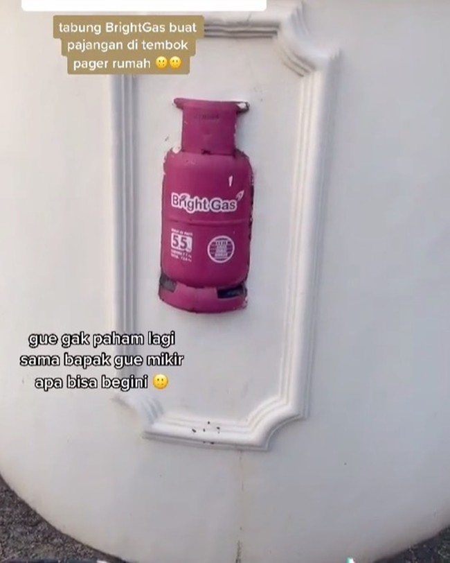 Memang ada-ada saja ulah netizen. Kali ini tabung gas yang dipakai untuk hiasan tembok. Ada yang paham maksudnya biar apa? Foto: Instagram/@infotekniksipil