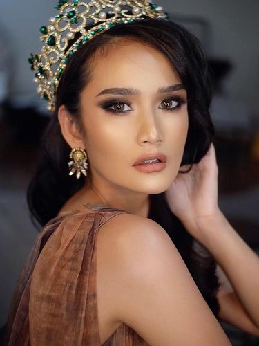 Miss Ego Indonesia, Inton Wisney menjadi perbincangan di dunia maya.