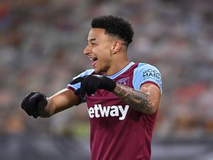 Bruno Fernandes Happy Lihat Jesse Lingard Hebat Lagi