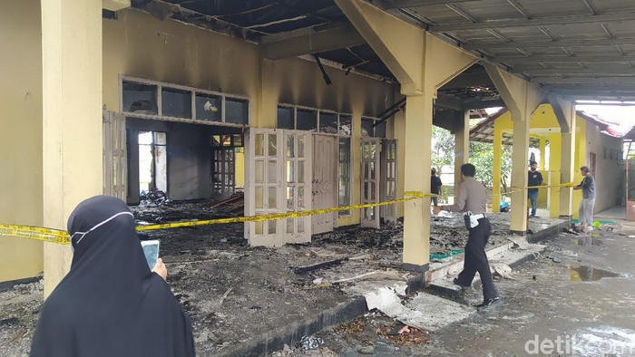 Kebakaran Masjid di Cianjur
