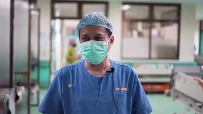 Ketua tim dokter pemisahan bayi kembar siam RSHS Dikki Drajat Kusmayadi Surachman