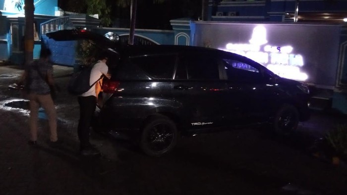 kpk geledah pdam gresik