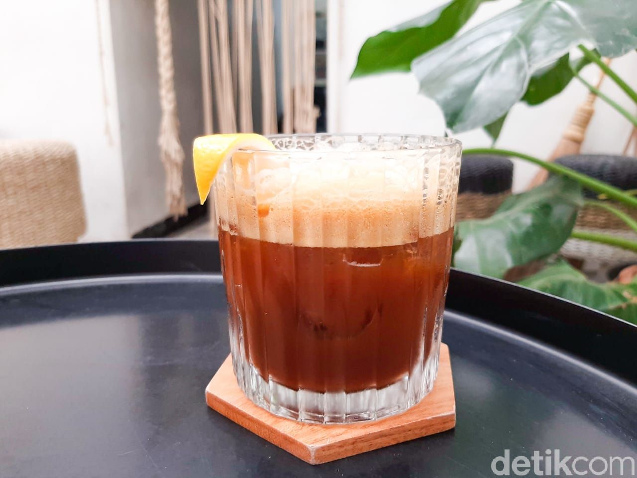 Lanell Coffee: Gurih Mulur Quessadillas Keju dan Mocktail Kopi Unik Ada di Sini