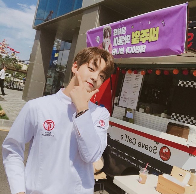 Pemilik nama asli Lee Se Woong ini memulai debut aktingnya pada 2018. Ia menjadi cameo drama Korea Rich Man yang dibintangi Suho EXO dan Ha Yeon Soo. Foto: dok Instagram taevin.lee