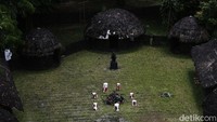 Kementerian Sekretariat Negara (Kemensetneg) menegaskan Taman Mini Indonesia Indah (TMII) merupakan aset negara. Mulai tahun ini, pengelolaan aset negara itu diambil alih Kemensetneg.  