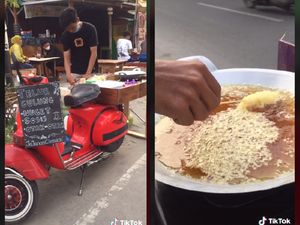 Anti Mainstream! Penjual Telur Gulung Ini Dagang Pakai Vespa Merah