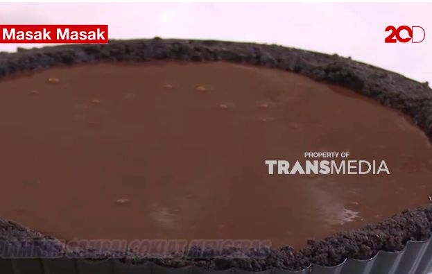 Pie Cokelat Lapis Tanpa Oven