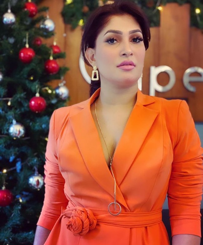 Pushpika De Silva mengungkap dia mengalami cedera kepala akibat insiden tersebut hingga harus ke rumah sakit. Foto: Instagram/@pushpika_desilva