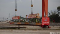 PT KCIC telah melakukan persiapan matang dan beberapa kali uji coba. Hal ini dilakukan untuk mengetahui kemampuan rel dan memastikan angkutan rel berjalan aman dan lancar.
