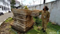 Kepala Sub Kelompok Pengamanan Balai Pelestarian Cagar Budaya (BPCB) Jawa Tengah, Harun Al Rosyid, mengatakan Yoni raksasa itu sekarang diamankan untuk disimpan di Dinas Pendidikan dan Kebudayaan Kabupaten Magelang. 
