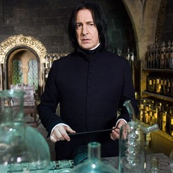 Beda dari Sosok Snape, Alan Rickman Punya Kebiasaan Manis di Set Harry Potter