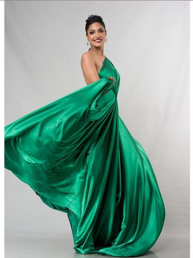 Kini Caroline Jurie mendapat kritikan pedas akibat perilakunya itu. Instagramnya pun dibanjiri hujatan. Foto: Instagram/@caroline_jurie_official