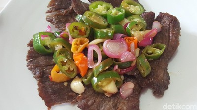 10 Resep Daging Bumbu Tradisional yang Sedap Buat Makan Bareng Keluarga