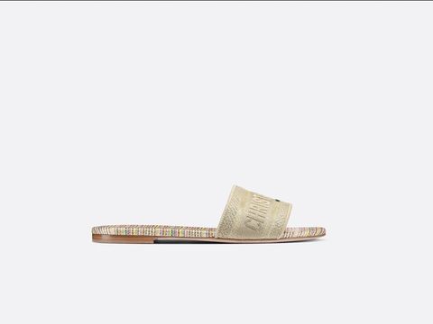 Dior Rilis Koleksi Khusus Ramadhan, Sandal Dijual Rp 11,8 Juta