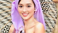 Kini banyak yang penasaran dengan profil Era Setyowati yang mengaku memiliki anak dari Prof Muradi. Dok. Instagram/itssierra.s