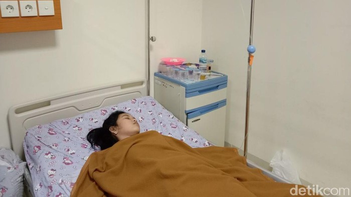 Gadis di Kalsel sudah tertidur selama sepekan. Gadis yang akrab disapa Echa ini sempat tertidur selama 13 hari pada 2017 lalu. (dok Istimewa)