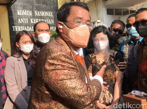 Hotman Paris di Hadapan Desiree: Kenapa Kamu Terus Pertahankan Saya?