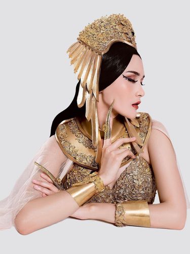 Intan Wisni Permatasari menjadi sorotan warganet usai tampil di malam final ajang kecantikan Miss Eco International 2021.