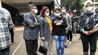 Asisten rumah tangga Desiree Tarigan bernama Irni melaporkan majikannya dan Bams ke polisi.