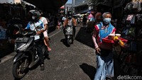 Rinciannya, Sumber Daya Manusia (SDM) Kesehatan yang sudah disuntik vaksin pertama sebanyak 1.716.263 orang. Sementara yang telah disuntik dosis kedua sebanyak 1.206.083 orang.