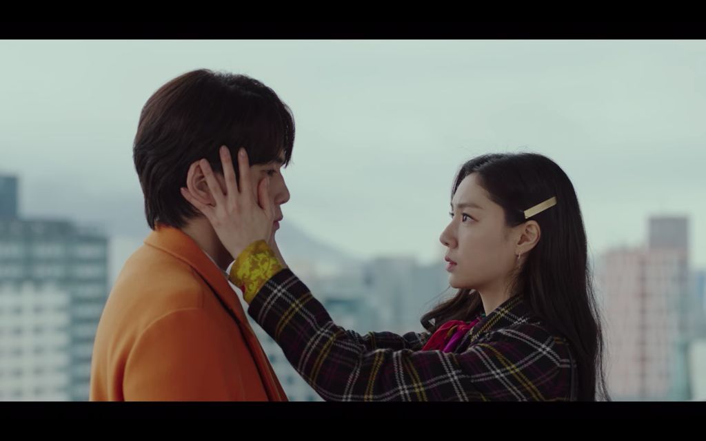 Kim Jung Hyun dan Seo Ji Hye di drama Korea Crash Landing On You