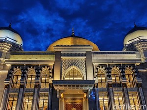 Jadwal Lengkap Imam-Khatib Tarawih di Masjid Agung Trans Studio Bandung
