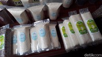 Produk beras organik paguyuban petaninya juga segera diekspor ke luar negeri. Mustofa menjelaskan saat ini ada beberapa negara di Timur Tengah yang akan mengimpor beras organik dari desanya.