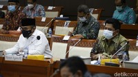Untuk selanjutnya, Gus Yaqut mengatakan akan menyesuaikan dengan kebijakan pemerintah terkait tatap muka sementara yang akan dibuka Juli 2021. Jika tatap muka belum bisa dilaksanakan, maka pihaknya akan kembali melanjutkan program bantuan kuota.