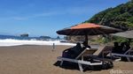 Foto: Pantai di Jember yang Tak Kalah dari Bali
