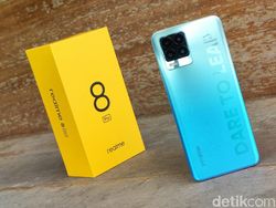 Unboxing Realme 8 Pro, Bawa Kamera 108 MP Harga Rp 4,5 Juta